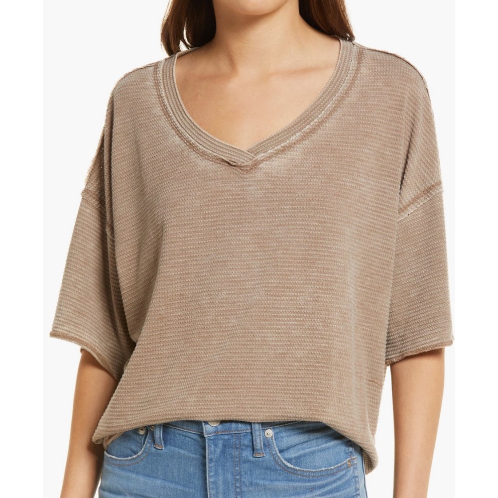 NWOT Treasure & Bond Seamed High-Low Top